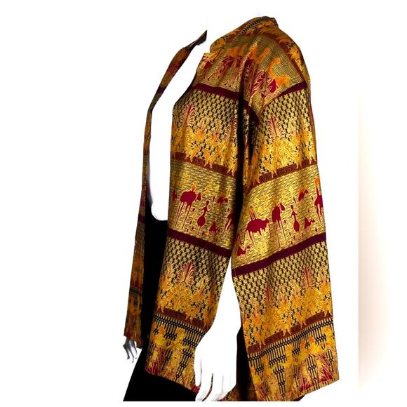 Balinese Mandarin Collar Open Front Capelet- One size fits most - Picture 4 of 4